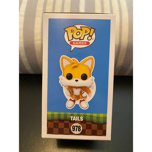 Funko Pop Games:  Sonic The Hedgehog - Tails - Picture 4 of 6